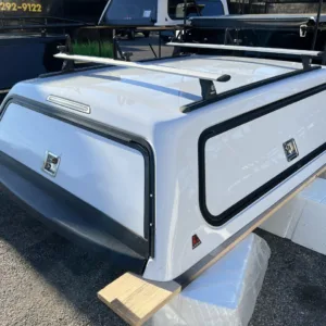 SOLD - USED | TRADE IN - LEER - 100RCC - 2019 - CHEVROLET - 1500 - CC-CREW CAB - SB - SHORT BED - WHITE - 5014364 - SOLD