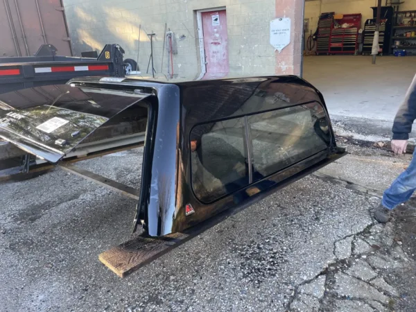 NEW | OVERSTOCK | DEMO-Leer 180XL 2014 CHEVROLET 1500 CC-CREW CAB SB - SHORT BED 10287522