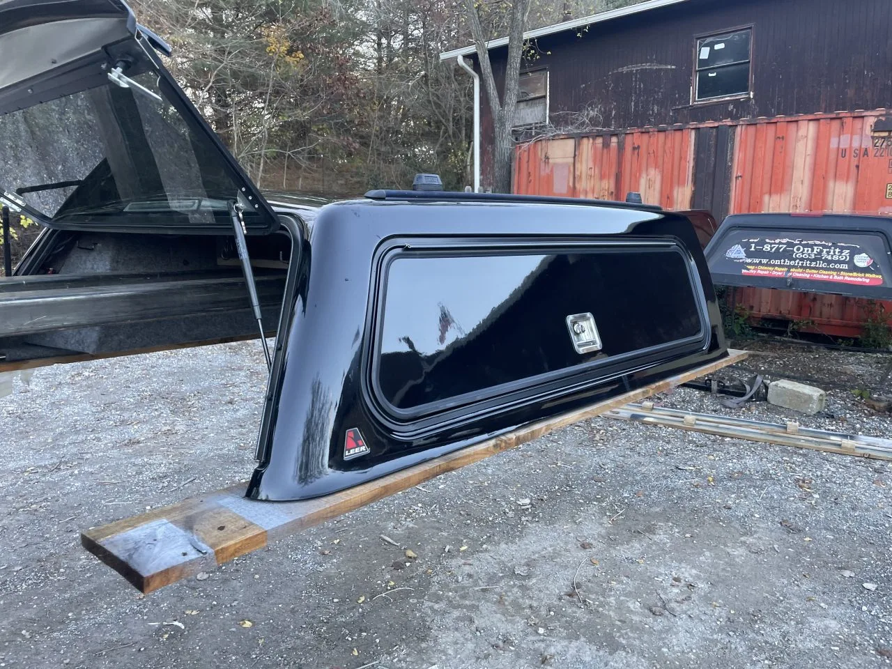 NEW | OVERSTOCK | DEMO-Leer 100RCC 2019 RAM 1500 CC-CREW CAB XB - EXTRA SHORT 5021378