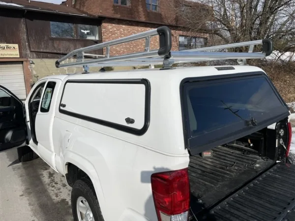 SOLD - USED ARE CAB HIGH 16 - C TOYOTA TACOMA ALL CABS SB - N3044424