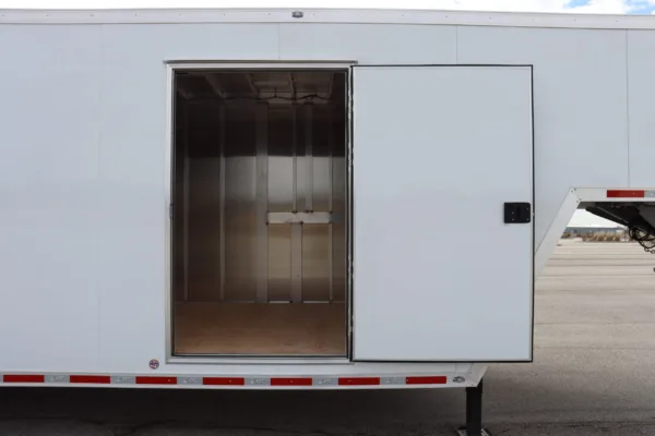 ATC - RŌM 500G – 8.5' ALUMINUM GOOSENECK CAR HAULER - Image 12