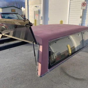 SOLD - USED LEER 100XR TRUCK CAP 1980 FORD F-SERIES ALL CABS LONG BED RED - 165299 - SOLD