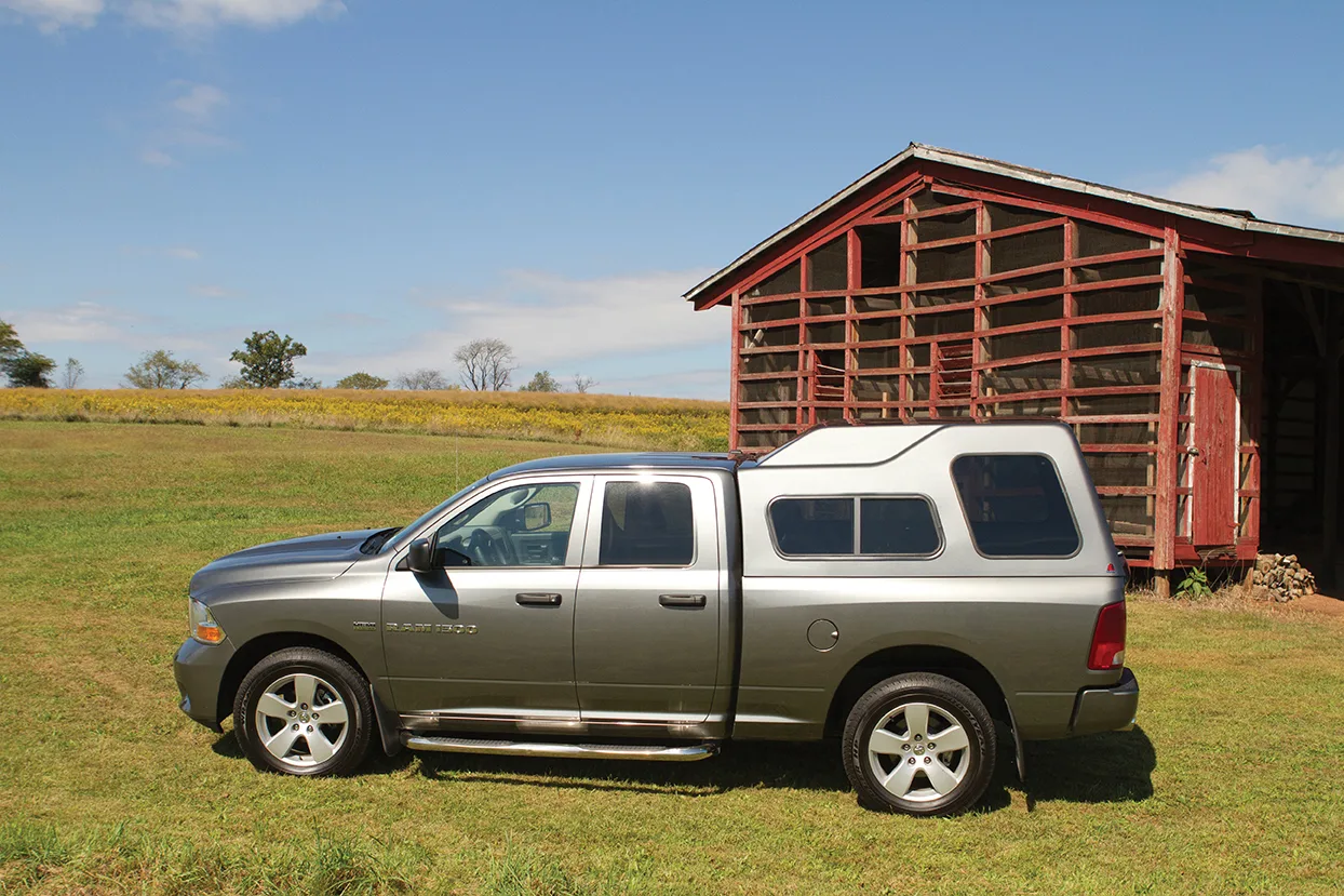 CENTURY T-Class Fiberglass Truck Cap