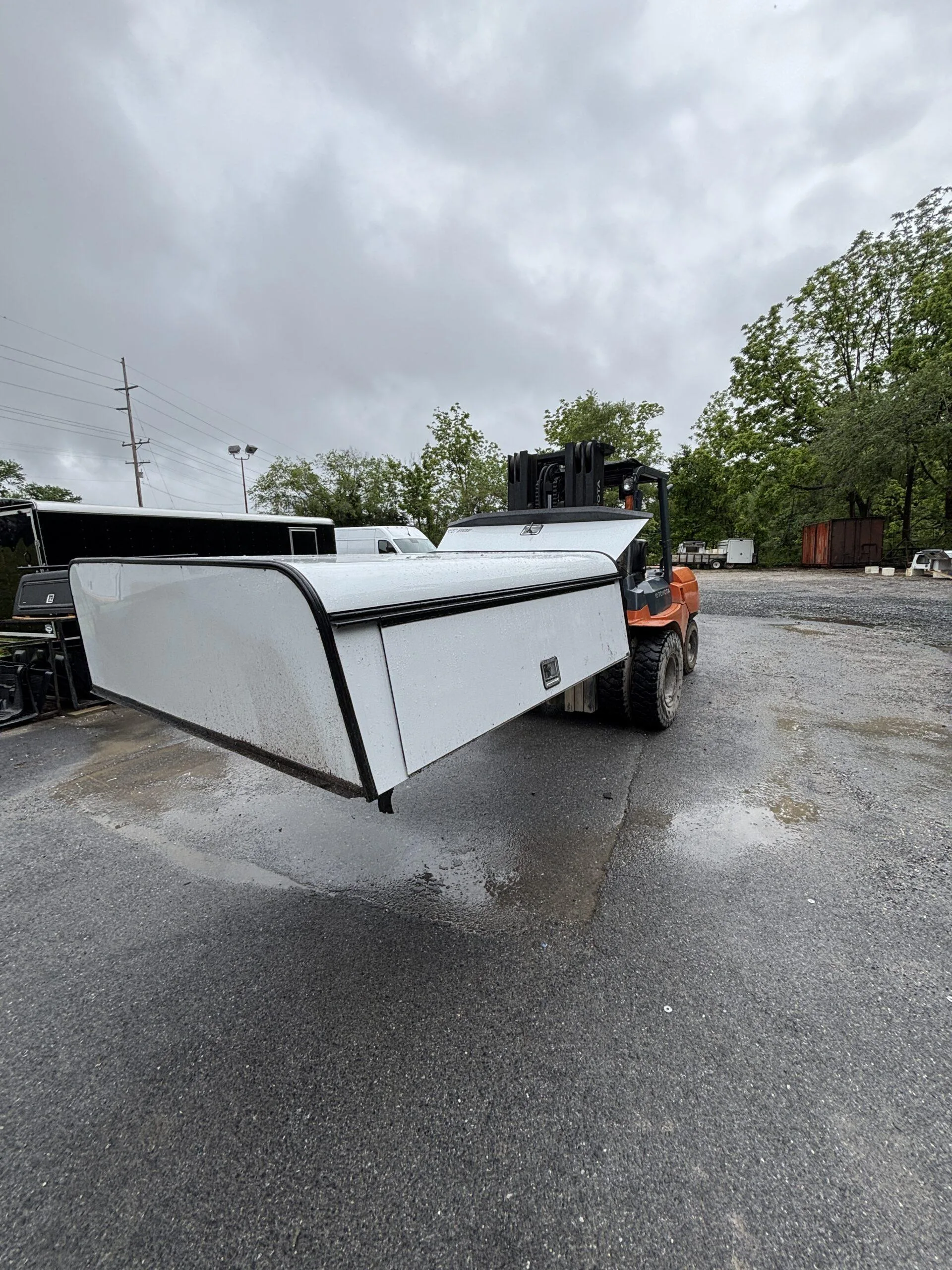 USED A.R.E. DCU WORK CAP 2015 FORD F-150 EXTENDED CAB SHORT BED WHITE - N3909240 - Image 2