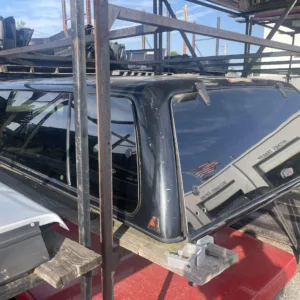 SOLD - USED LEER 100XL TRUCK CAP 1994 DODGE RAM 1500 CREW CAB SHORT BED BLACK - 442258 - SOLD