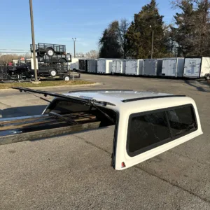 SOLD - USED LEER 100XR TRUCK CAP 2000 TOYOTA TUNDRA ACCESS CAB SHORT BED - WHITE - 2313903 - SOLD