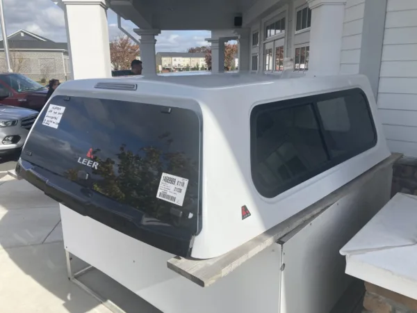SOLD - NEW | OVERSTOCK | DEMO-Leer 100XR 2021 FORD F150 CC-CREW CAB XB - EXTRA SHORT 1468909