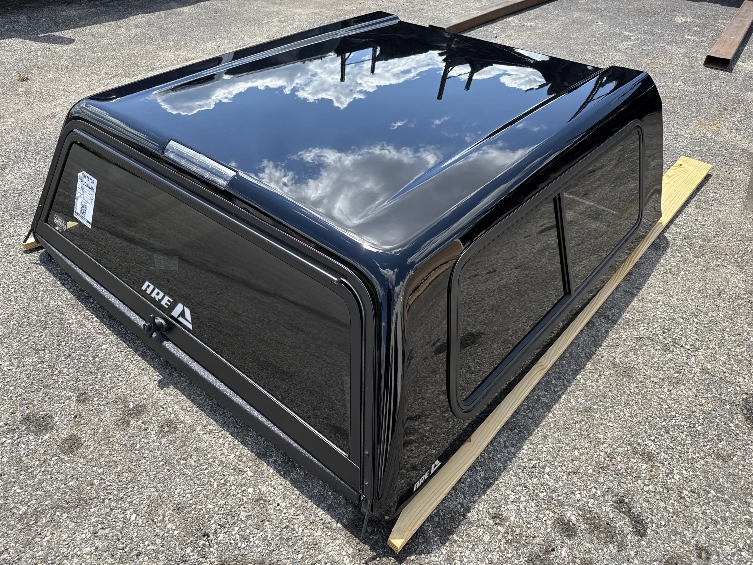 NEW ARE V SERIES TRUCK CAP 2024+ TOYOTA TACOMA DOUBLE CAB EXTRA SHORT BED - BLACK - N4678739