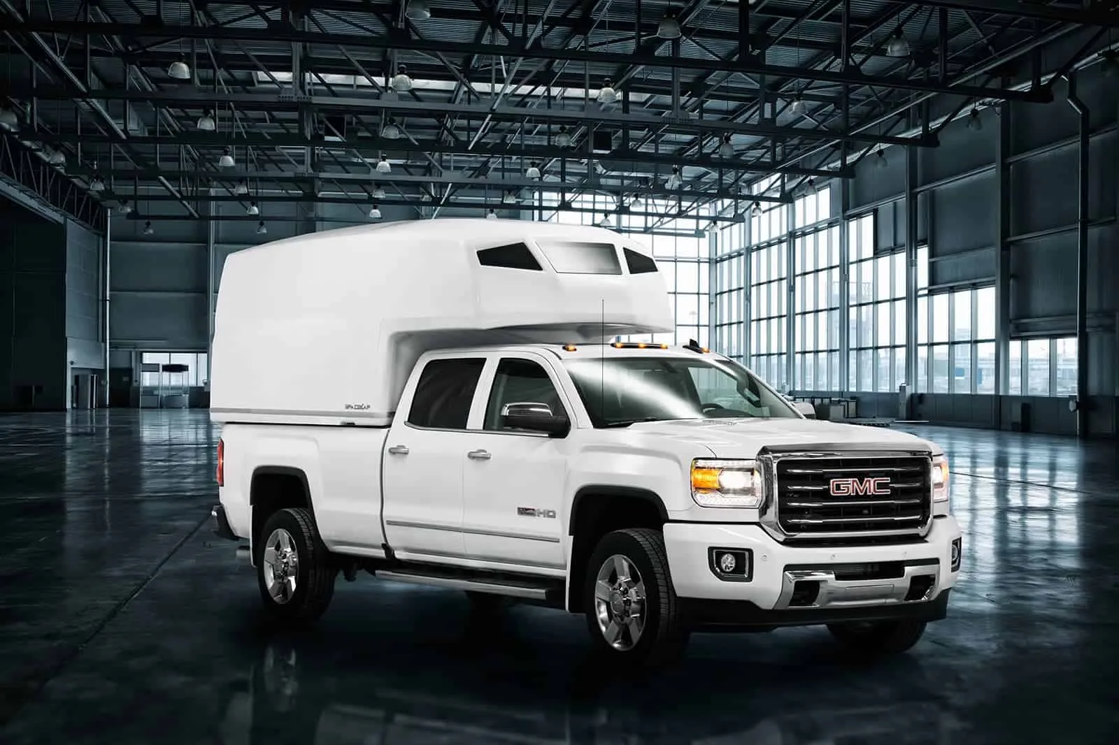 SpaceKap DIABLO SLIDE-IN Commercial Fiberglass Service Body Truck Cap - Image 7