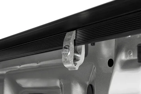 TruXedo Sentry Hard Roll-Up Tonneau Cover - Image 10