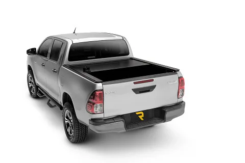 RealTruck RetraxONE XR Manual Retractable Tonneau Cover w/ T-Slot Rails for sale at Truck'n America located in MD and VA