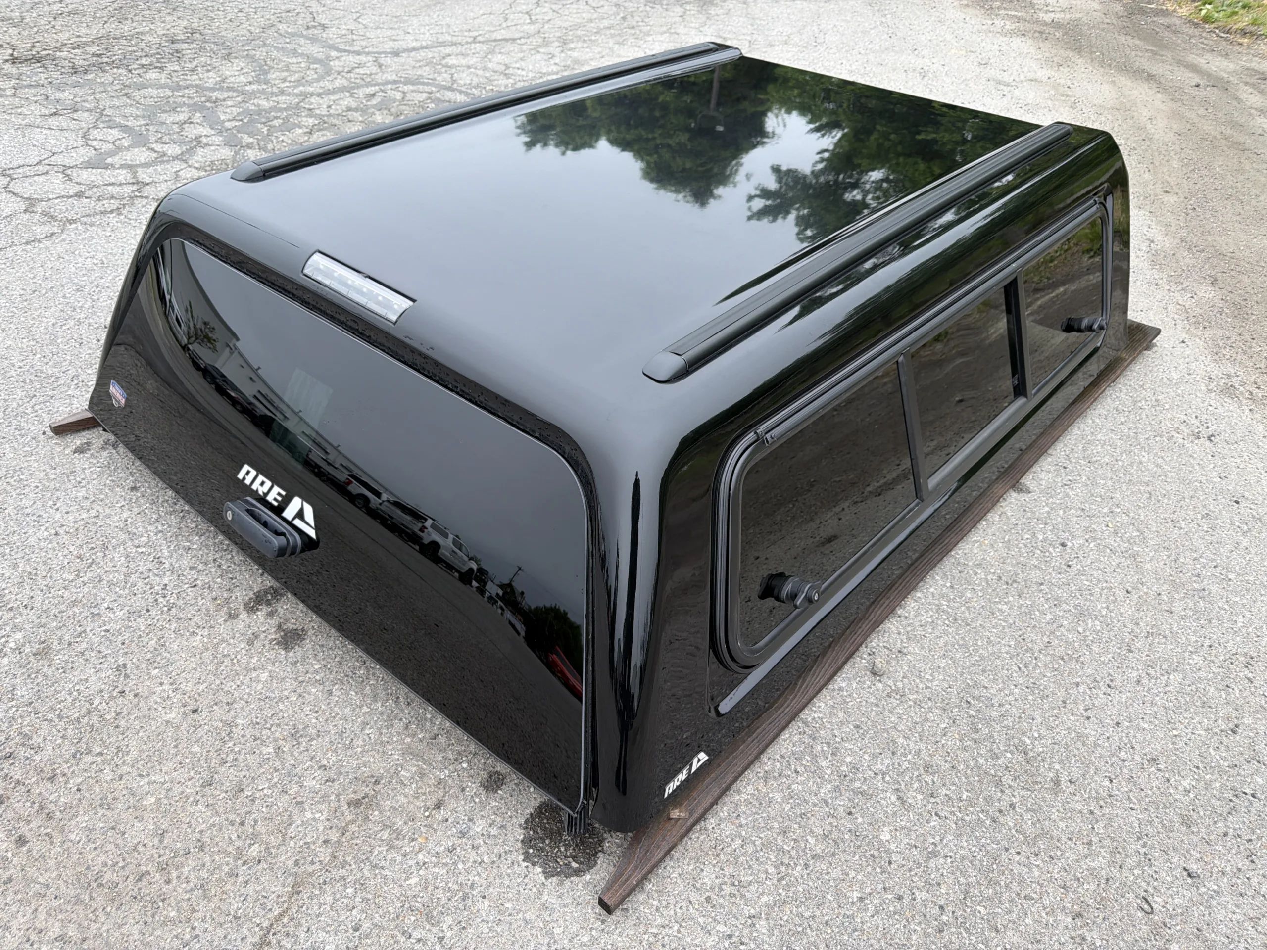 NEW ARE CX EVOLVE TRUCK CAP 2024 TOYOTA TACOMA DOUBLE CAB EXTRA SHORT BED - 202 BLACK - N4578632