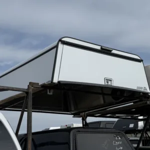 DEMO ARE DCU HD ALUMINUM TRUCK CAP 2023 CHEVROLET SILVERADO 1500 CREW CAB SHORT BED - WHITE - 5N4600161.1