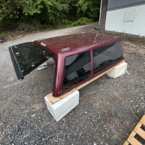 USED RAIDER MONAD II TRUCK CAP 2004 FORD F150 EXTENDED CAB SHORT BED - BURGUNDY - 589824