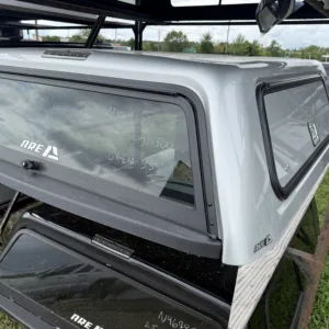 DEMO ARE Z SERIES TRUCK CAP - 2025 CHEVROLET 1500 CREW CAB EXTRA SHORT BED - SILVER - N4746036